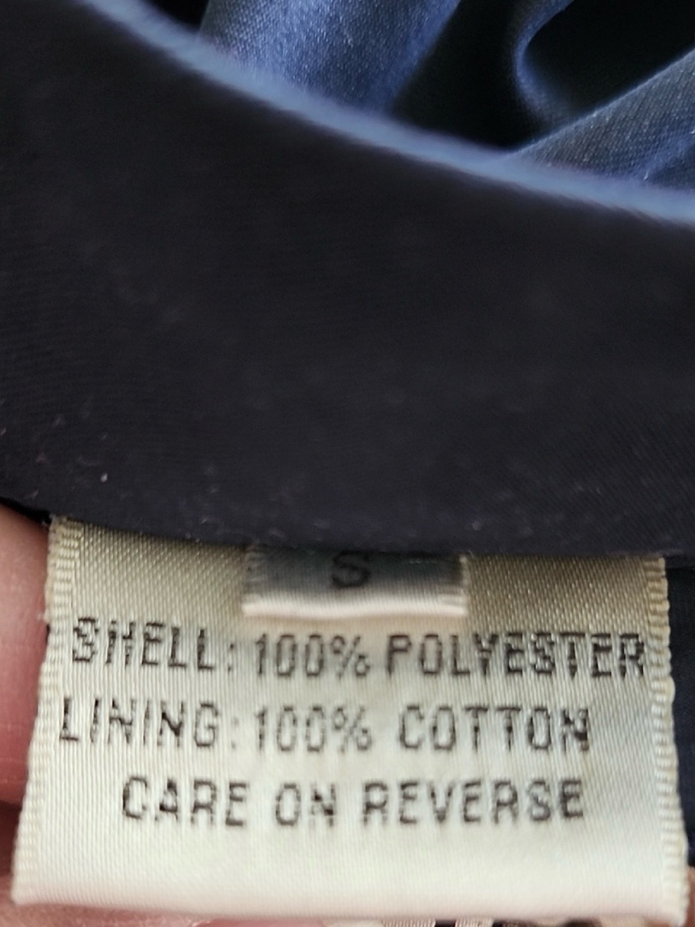 Burberry Beige Plaid Bomber Jacket with Black Trim - Picture 3 of 7